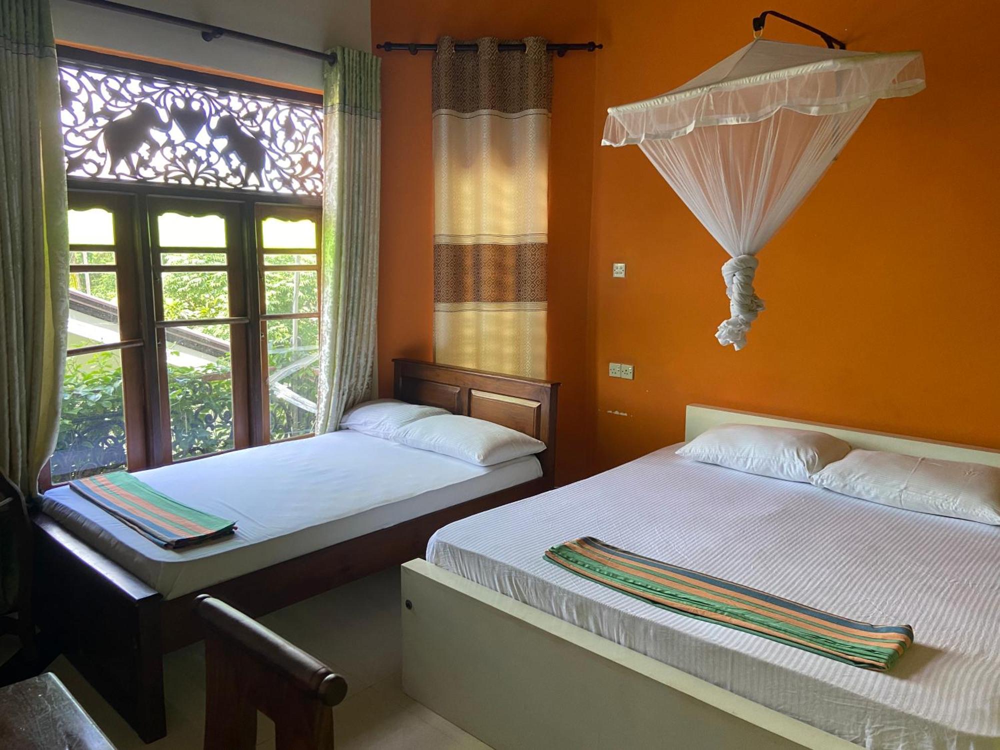 נגומבו Bee Nest Bed & Breakfast מראה חיצוני תמונה