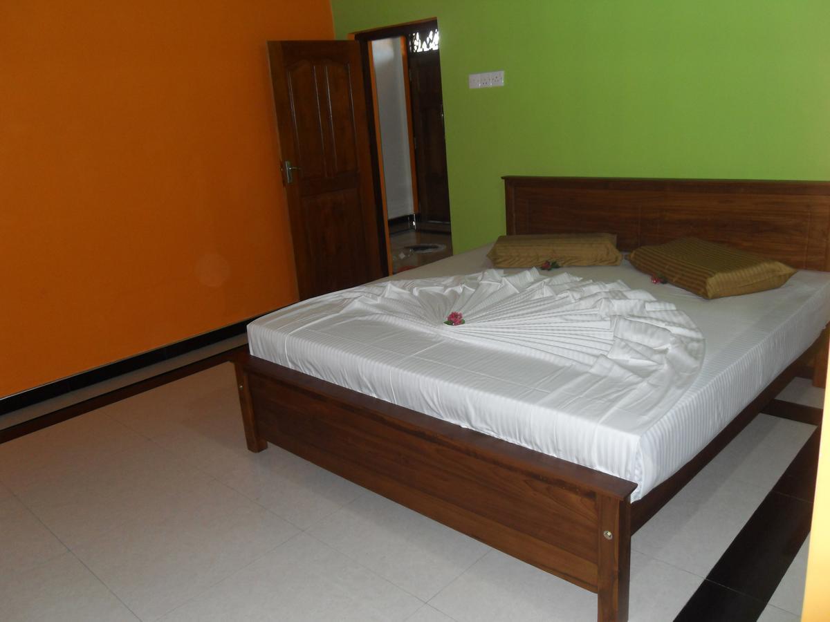 נגומבו Bee Nest Bed & Breakfast מראה חיצוני תמונה