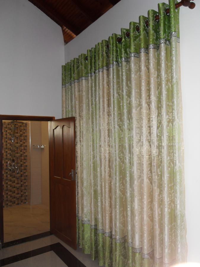 נגומבו Bee Nest Bed & Breakfast מראה חיצוני תמונה