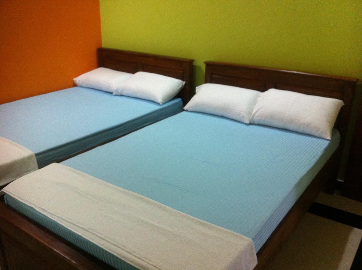 נגומבו Bee Nest Bed & Breakfast מראה חיצוני תמונה