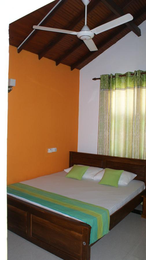 נגומבו Bee Nest Bed & Breakfast מראה חיצוני תמונה
