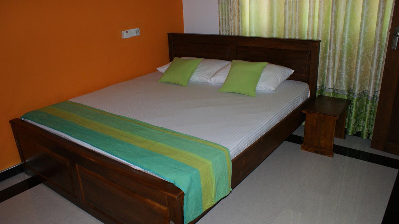 נגומבו Bee Nest Bed & Breakfast מראה חיצוני תמונה