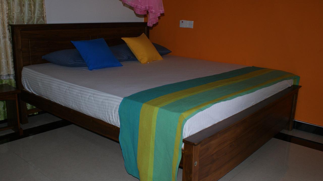 נגומבו Bee Nest Bed & Breakfast מראה חיצוני תמונה